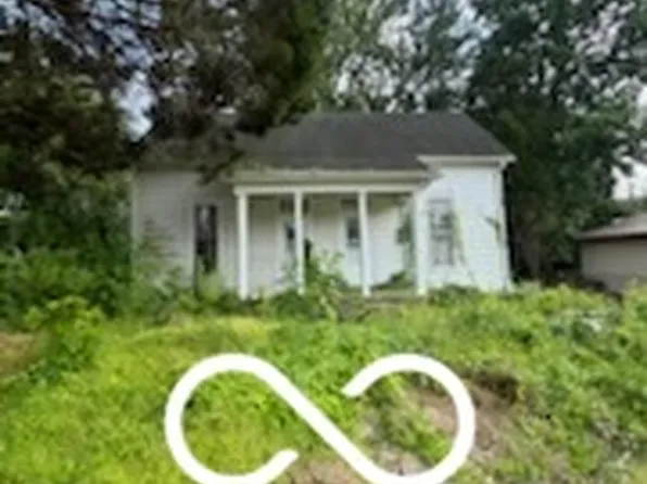 513 E Mary St, Chandler, IN 47610