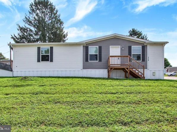 119 Chestnut Hill Dr, York, PA 17408