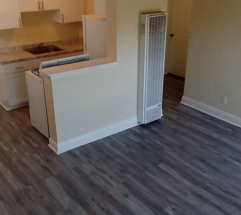 1st image of 2511 Edison Ave #53