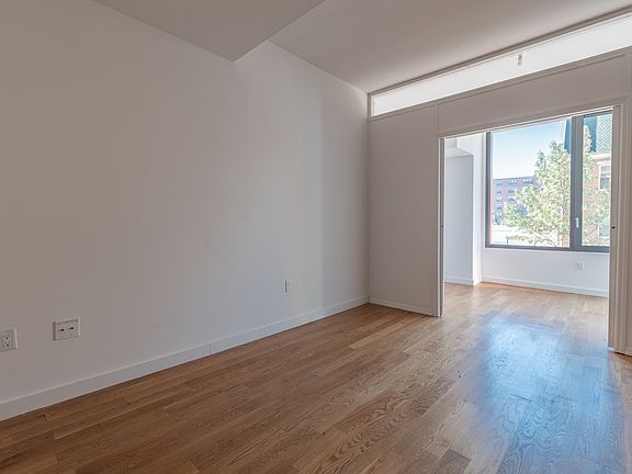 3rd image of 54 Noll St #9291