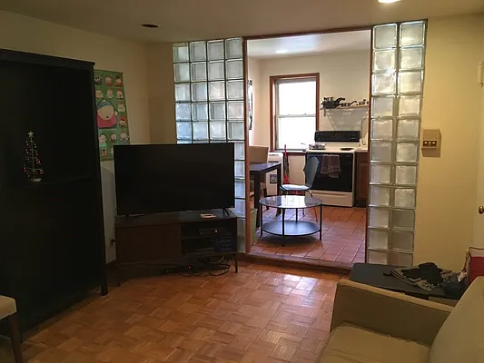 Rented by Owner | media 23