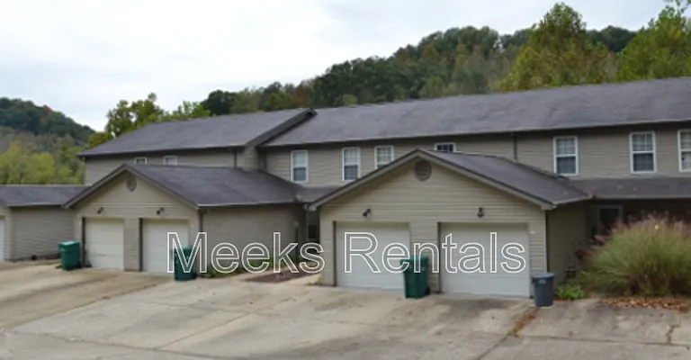 412 Fletcher Rd #1 — Photo 1