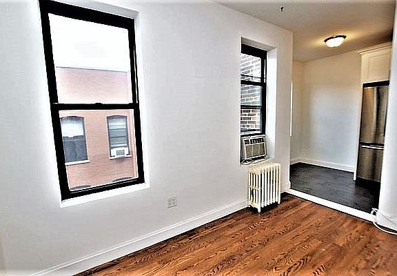 5th image of 6109 39th Ave #L4