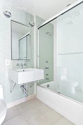 Rented by Compass | media 49