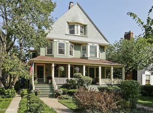 1141 Judson Ave, Evanston, IL 60202