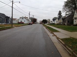 425 Ulstad Ave, Albert Lea, MN 56007