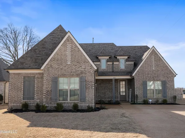 2923 Liam Ln, Nesbit, MS 38651
