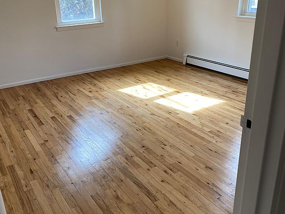 3rd image of 425 Madison Ave APT 35