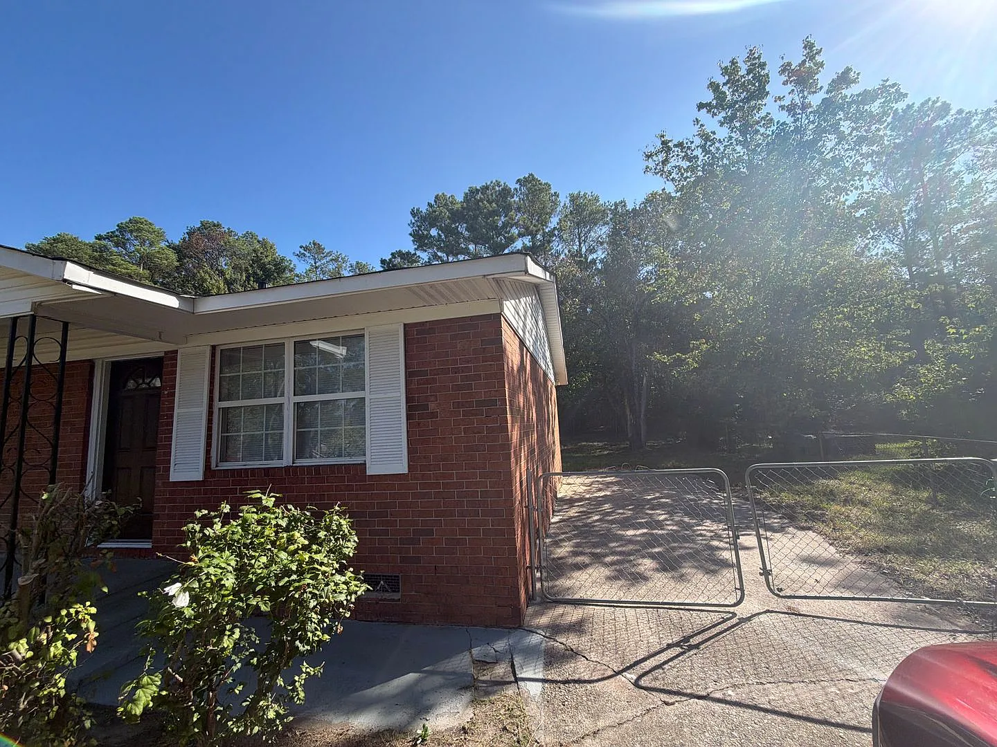 Section 8 accepted with approved application — Photo 3