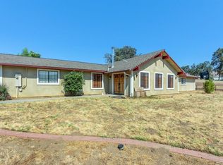 14204 Oak View Dr, Prather, CA