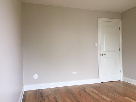 4th image of 5310 N Chester Ave APT 114