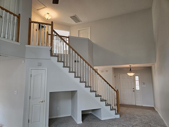 4th image of 809 Greystone Trce