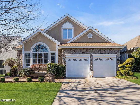 2nd image of 193 Wild Dunes Way