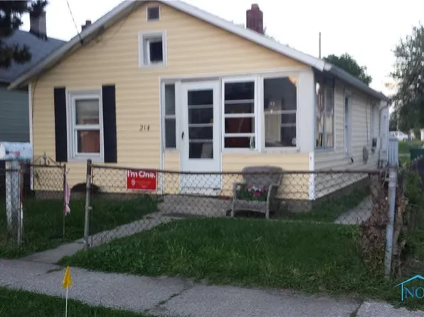 214 Osborne St, Rossford, OH 43460