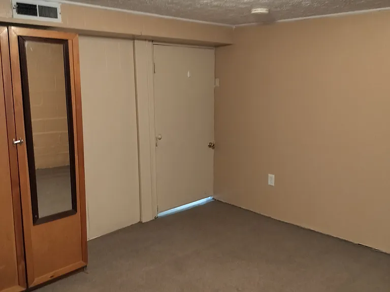 602 Dodge St — Photo 16