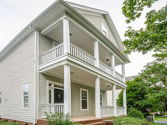 3rd image of 143 Water Oak Dr