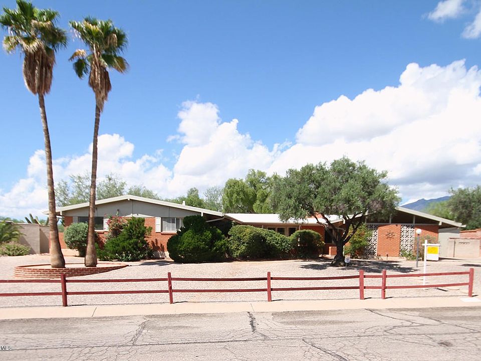 1st image of 3441 N Camino Esplanade