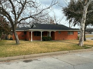 2421 Shalon Ave, Fort Worth, TX 76112