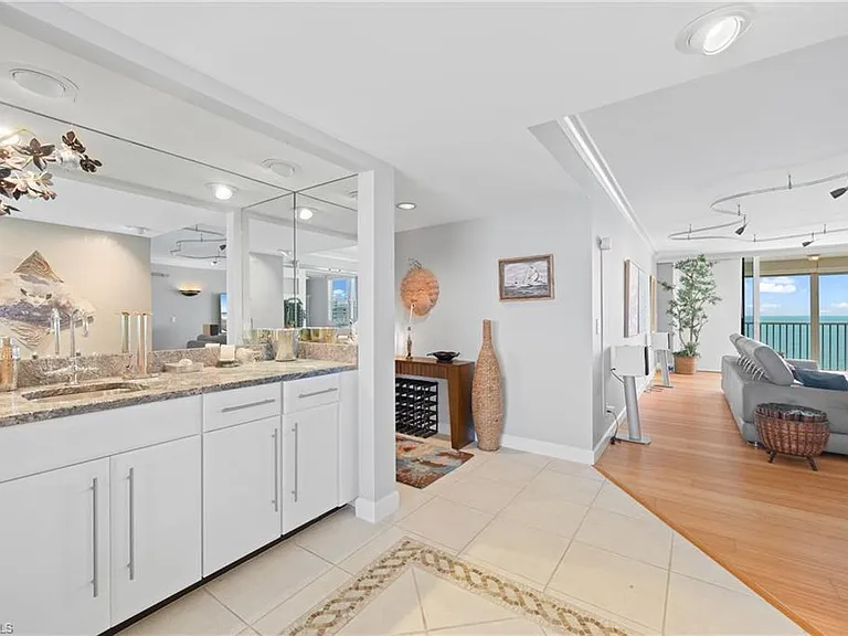 10691 Gulf Shore Dr #1102 — Photo 11
