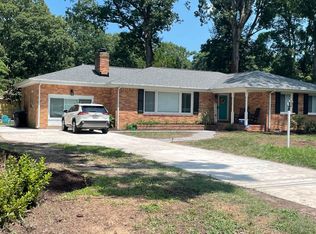 4644 Hermitage Rd, Virginia Beach, VA 23455