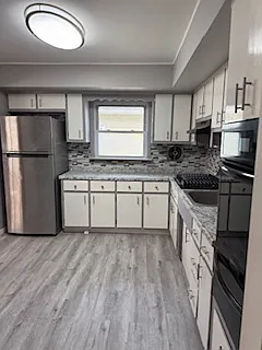 Building Photo - 605 W Grand Ave #2