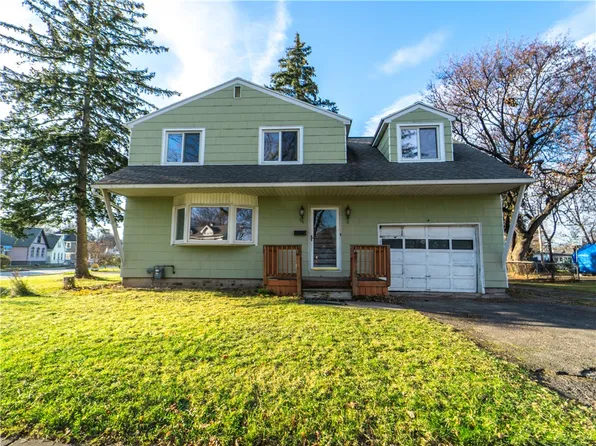 69 Bock St, Rochester, NY 14609