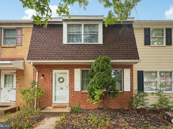 114 Theresa Ln, Telford, PA 18969
