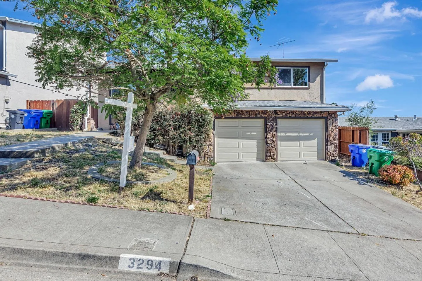 3294 Shawn Way photo 1
