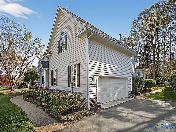 4th image of 5817 Ascot Glen Dr