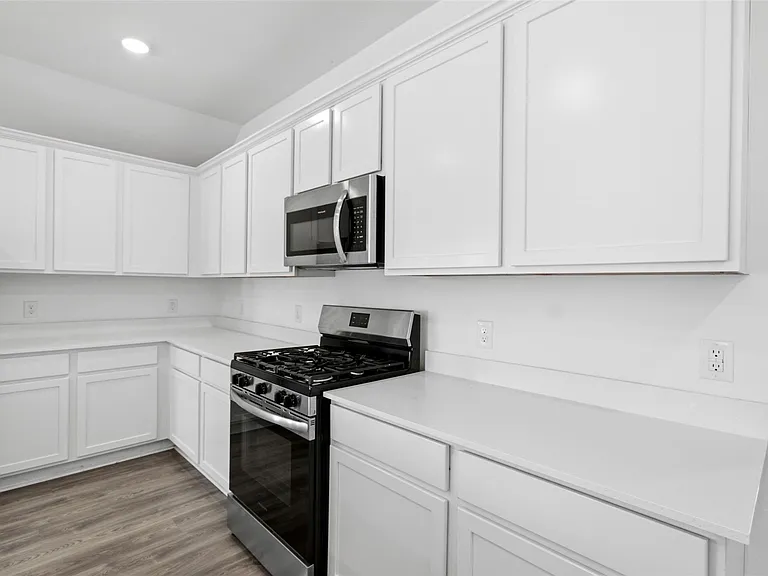5111 Winslow Grove Dr — Photo 28