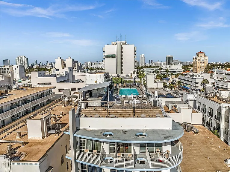 1052 Ocean Dr #C203 — Photo 26