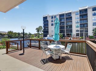 8 Royal Palm Way #203, Boca Raton, FL 33432