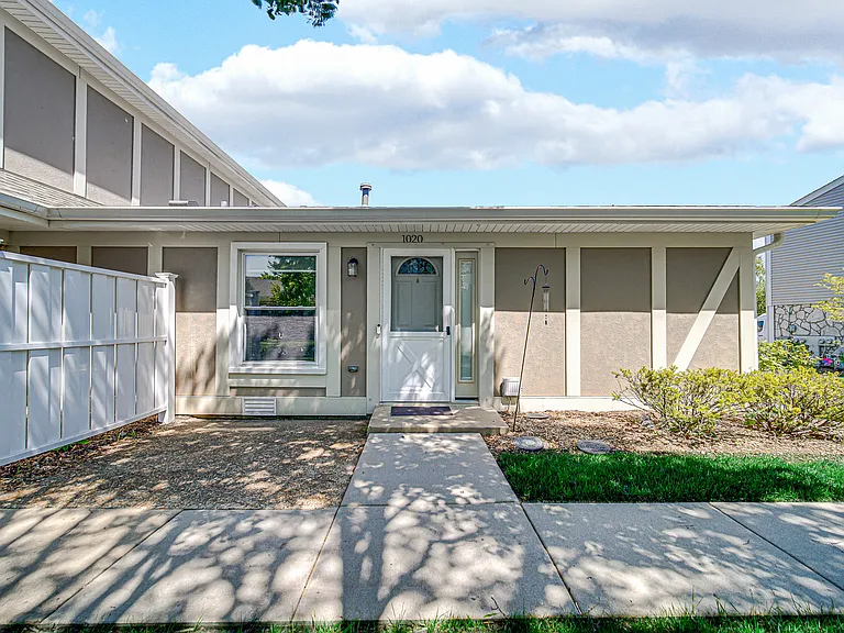 1020 Brunswick Hbr #5001 — Photo 4