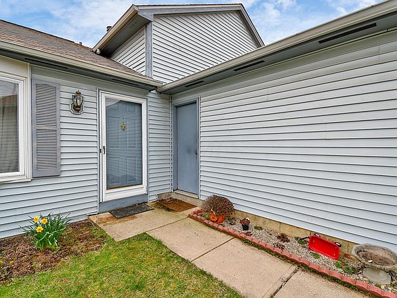 5th image of 1711 Rock Creek Dr
