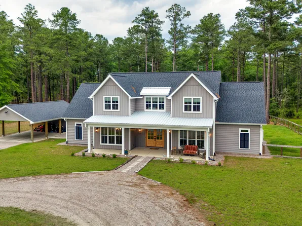 1005 Youngs Road, Vass, NC 28394
