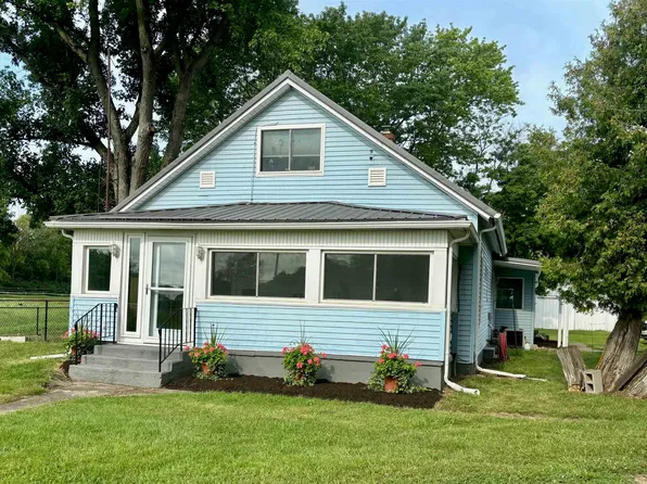 915 Kiesling Rd, Logansport, IN 46947