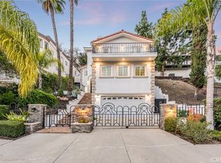 21047 Dumetz Rd, Woodland Hills, CA 91364