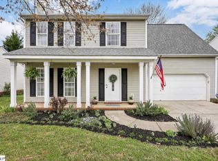 401 Fairview Lake Way, Simpsonville, SC 29680