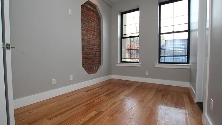 Rented by Nooklyn NYC LLC | media 11