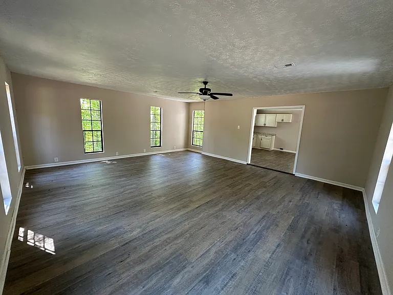 65 Sky View Dr — Photo 10