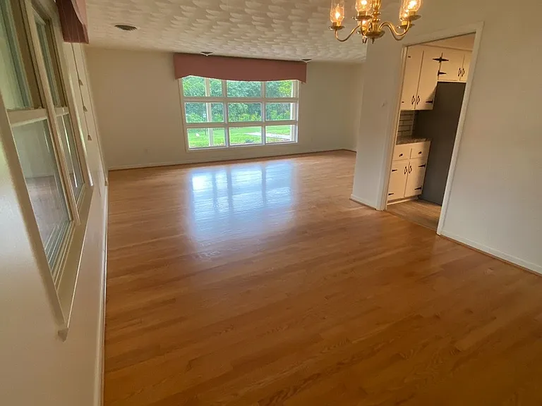 207 Riverview St — Photo 18