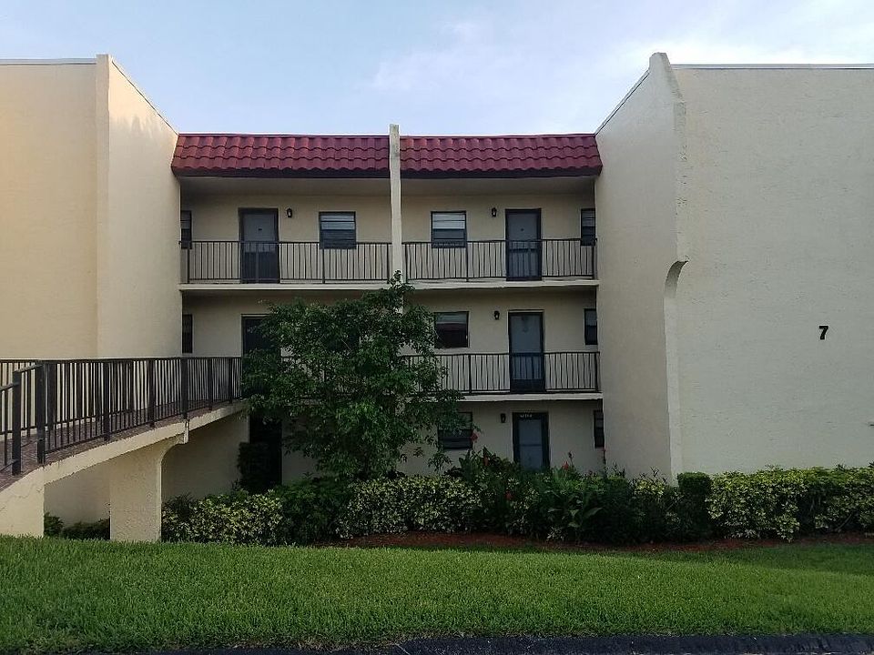 1st image of 2050 Oleander Blvd APT 7-305