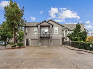 505 Springtree Ln, West Linn, OR 97068
