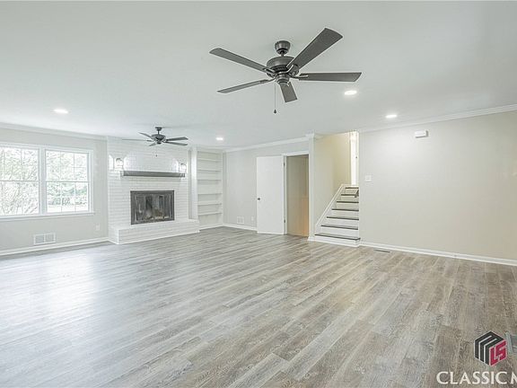5th image of 440 Forest Heights Drive