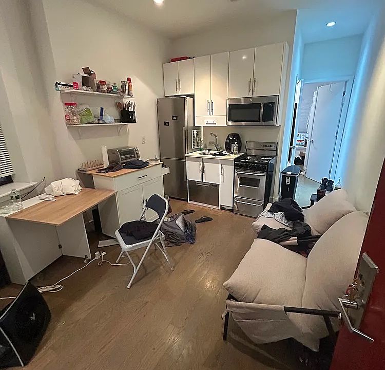 1st image of 9 Stanton St #2DB