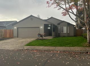 15910 SW Redclover Ln, Sherwood, OR 97140