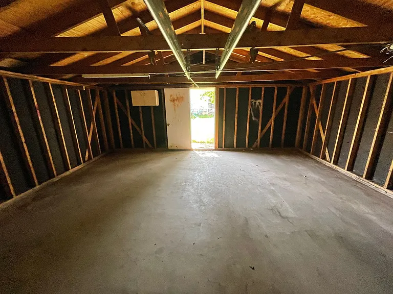 1519 N Ripley St — Photo 14