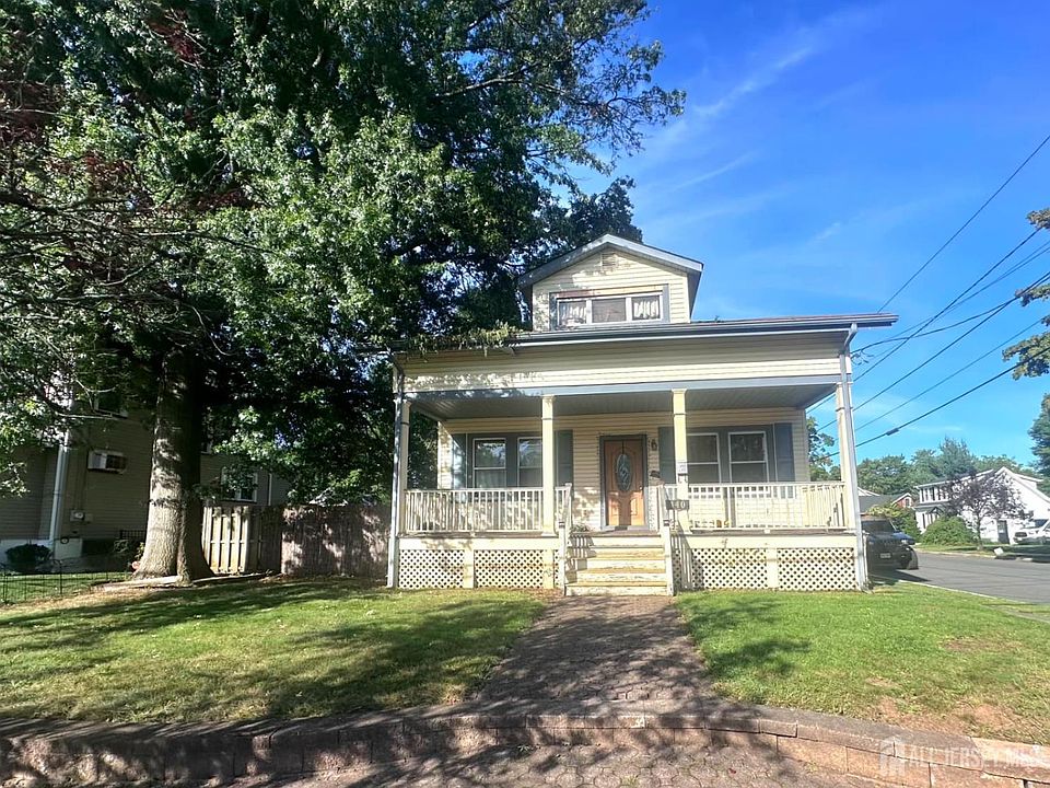 2nd image of 440 Prospect Ave