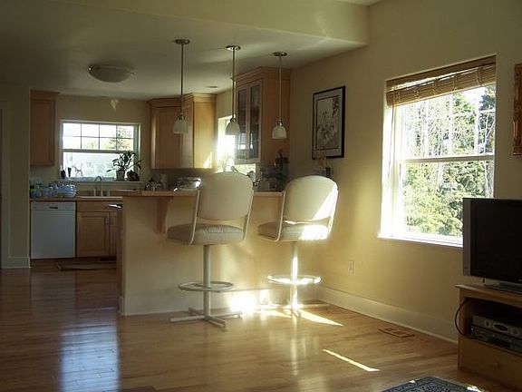 breakfast nook