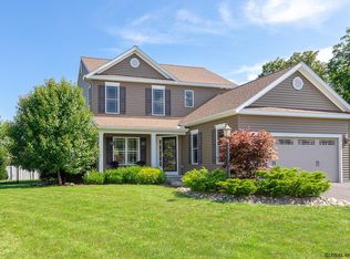 6 Morgan Rd, Selkirk, NY 12158